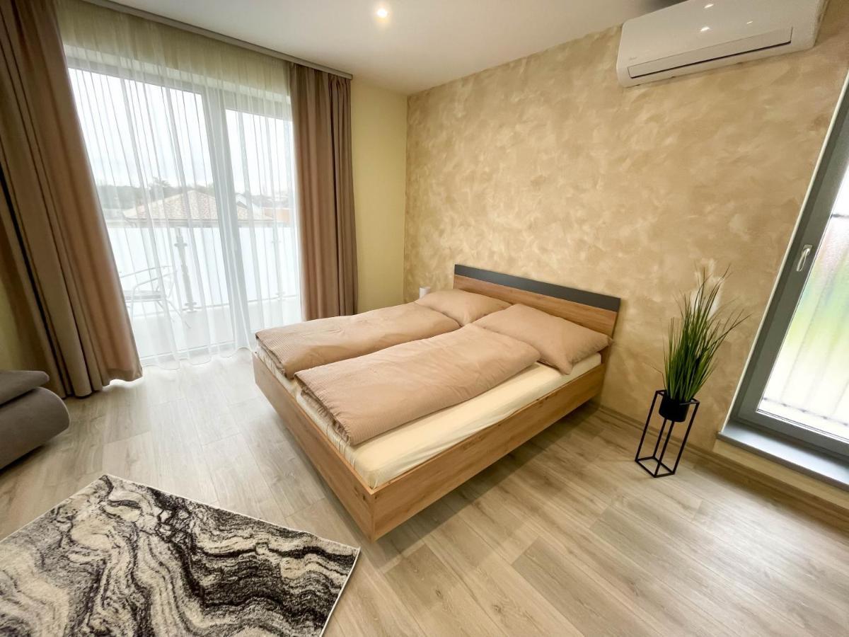 Apartmany Katalin Дунавска Стреда Екстериор снимка